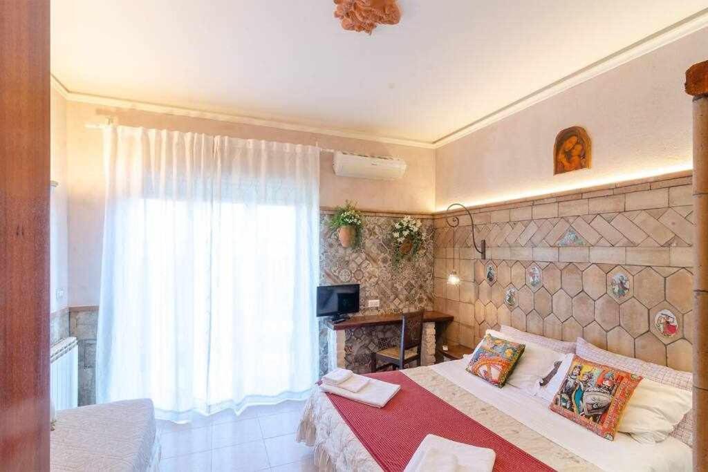 Casa Della Giara Parcheggio Supermercato A 200M 기아레 외부 사진